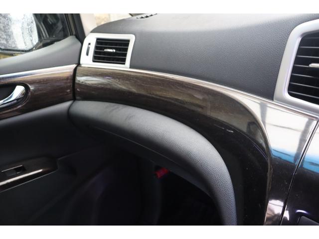 エルグランド ２５０ハイウェイスター　４ＷＤ　純正ナビ　アラウンドビューモニター　プッシュスタート　両面パワースライドドア　フィリップダウンモニター　スペアキー　ＥＴＣ　１年保証（33枚目）