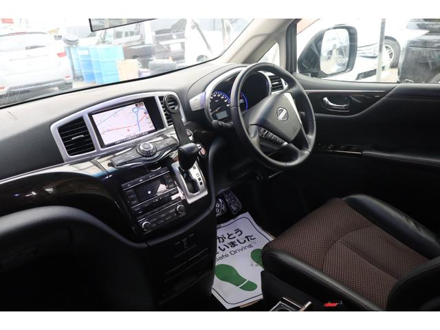 エルグランド ２５０ハイウェイスター　４ＷＤ　純正ナビ　アラウンドビューモニター　プッシュスタート　両面パワースライドドア　フィリップダウンモニター　スペアキー　ＥＴＣ　１年保証（49枚目）