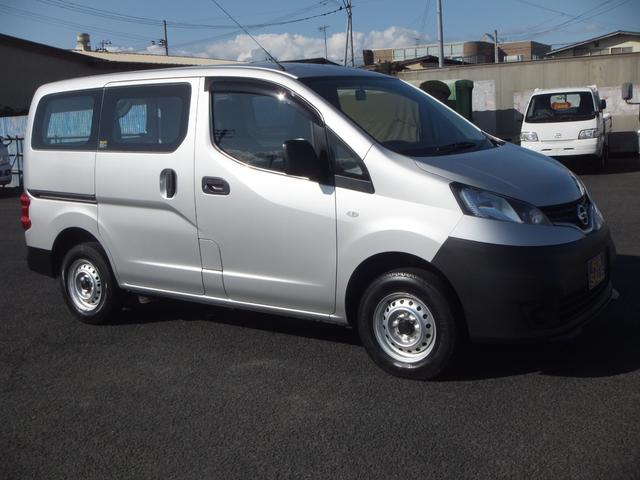 ＮＶ２００バネットバン ＤＸ　４ＷＤ　エアコン　パワステ　パワーウィンドウ　運転席＆助手席エアバック　ＡＢＳ　キーレス　（２／５人）（9枚目）