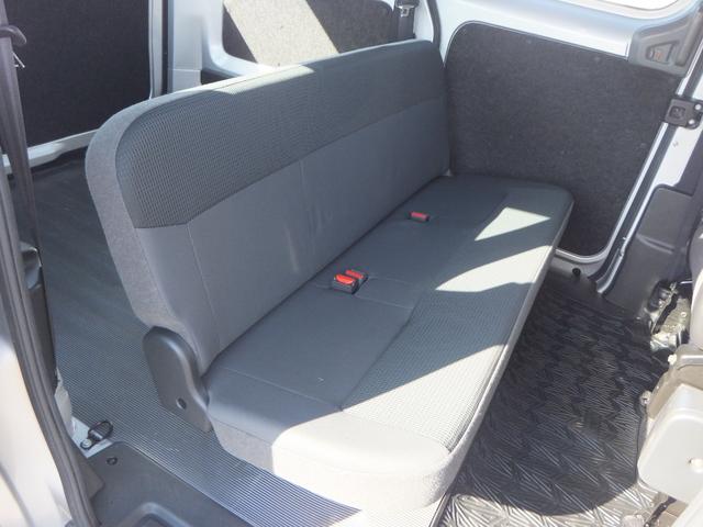 ＮＶ２００バネットバン ＤＸ　４ＷＤ　エアコン　パワステ　パワーウィンドウ　運転席＆助手席エアバック　ＡＢＳ　キーレス　（２／５人）（23枚目）
