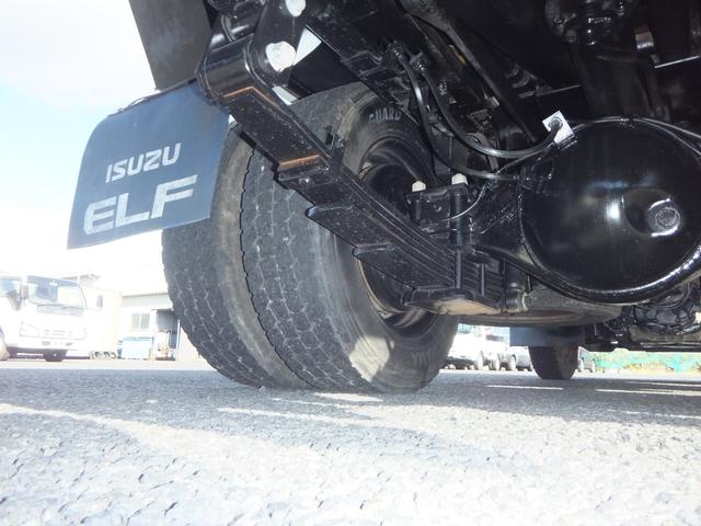 エルフトラック フルフラットローダンプ 2.0t積載 支柱有 コボレーン付 エアコン パワステ パワーウィンドウ 運転席エアバック ABS 3人 元レンタ NJR85AN(59枚目)