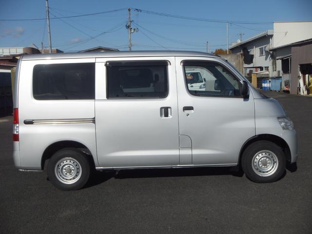 ★型式　ＤＢＦ−Ｓ４１２Ｍ　★車体番号　Ｓ４１２−００２８０５７