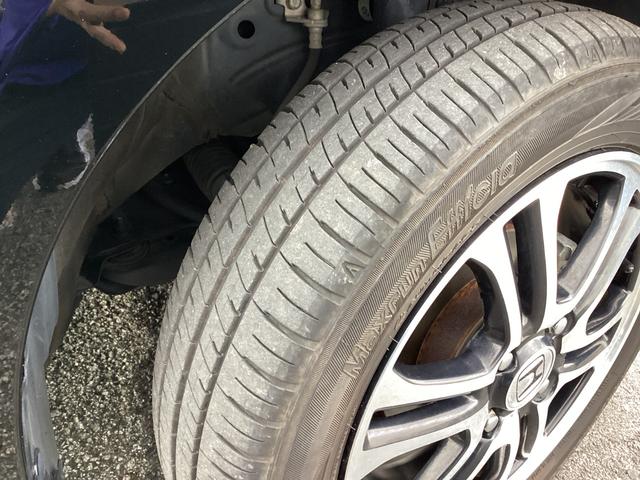 Ｎ－ＢＯＸカスタム Ｇ　両側電動スライド　社外ナビ　衝突被害軽減システム　ＨＩＤヘッド　ＥＴＣ　車線逸脱警報　フォグランプ　純正１４インチＡＷ　電動格納ミラー　フルセグ（34枚目）