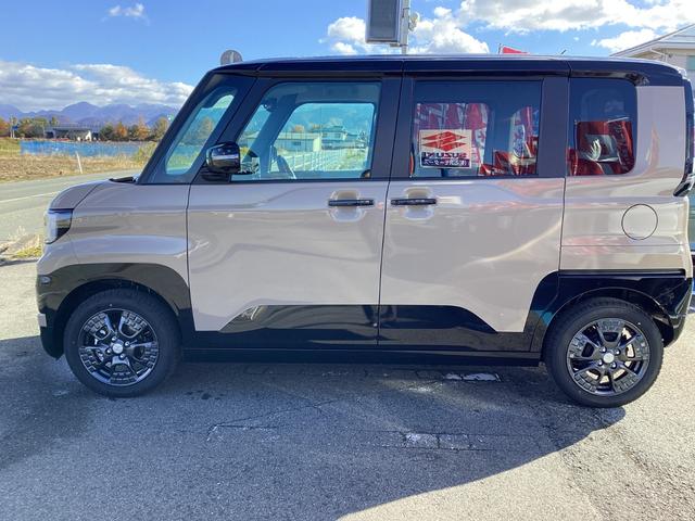 デリカミニ Ｔ　プレミアム　マイパイロット　マルチアラウンドモニター　　両側電動スライドドア　オートエアコン　リアサーキュレーター　電動パーキング　シートバックテーブル　撥水シート　１５インチアルミ（5枚目）