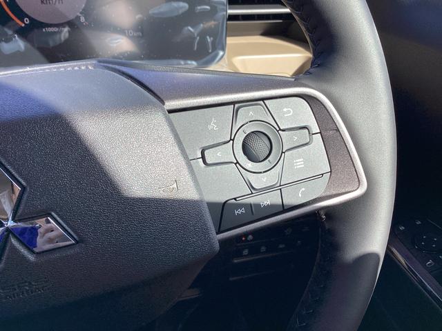 デリカミニ Ｔ　プレミアム　マイパイロット　マルチアラウンドモニター　　両側電動スライドドア　オートエアコン　リアサーキュレーター　電動パーキング　シートバックテーブル　撥水シート　１５インチアルミ（13枚目）