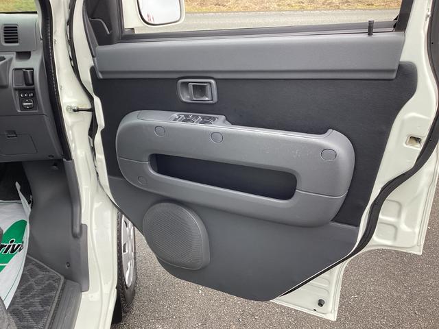 ハイゼットカーゴ クルーズリミテッド　５ＭＴ　純正ＣＤ／ラジオ　リモコンキー　両側スライドドア　電動格納ドアミラー　前後パワーウィンドー　エアコン　パワステ（23枚目）