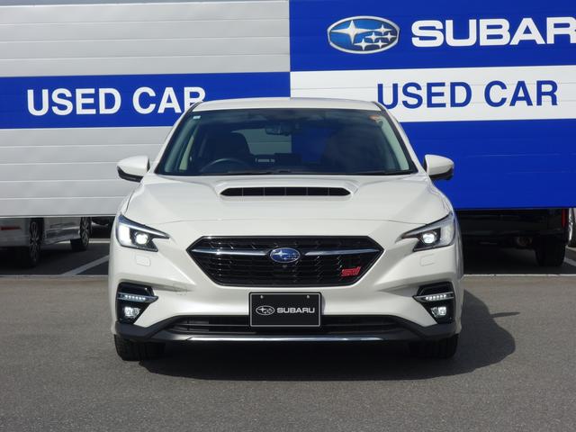 レヴォーグ ＳＴＩ　Ｓｐｏｒｔ　ＥＸ　ＥｙｅＳｉｇｈｔ　Ｘ搭載車　１１．６インチセンターインフォメーションディスプレイ　Ｒカメラ　ＥＴＣ　ドライブレコーダー　障害物センサー　フロント＆リヤフォグランプ　フロント＆サイドカメラ　ドアバイザー　アイサイトＸ（9枚目）