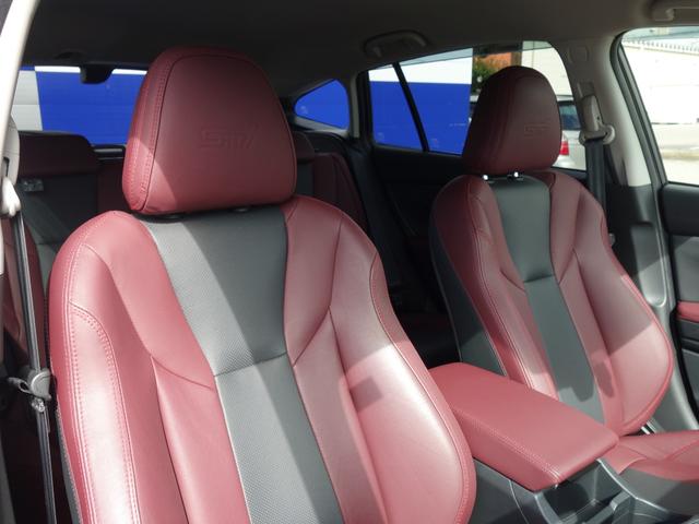 レヴォーグ ＳＴＩ　Ｓｐｏｒｔ　ＥＸ　ＥｙｅＳｉｇｈｔ　Ｘ搭載車　１１．６インチセンターインフォメーションディスプレイ　Ｒカメラ　ＥＴＣ　ドライブレコーダー　障害物センサー　フロント＆リヤフォグランプ　フロント＆サイドカメラ　ドアバイザー　アイサイトＸ（13枚目）