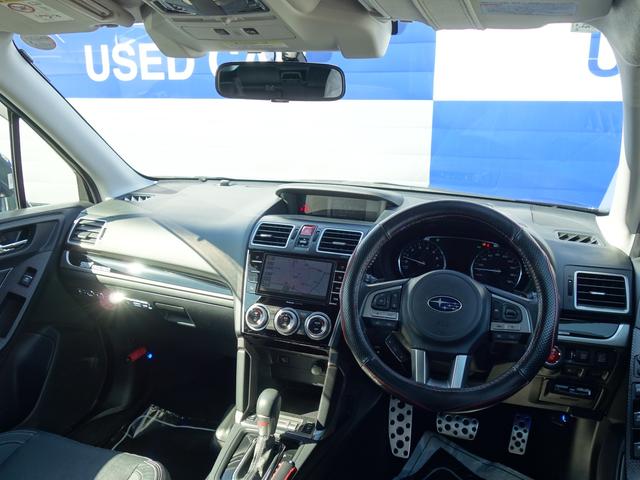 フォレスター S-Limited EyeSight搭載車 ナビ Rカメラ ナビゲーション Rカメラ ETC ドライブレコーダー LEDアクセサリーライナー STIフレキシブルタワーバー ドアバイザー パワーリヤゲート STIリヤアンダースポイラー アイサイトVer.3(11枚目)