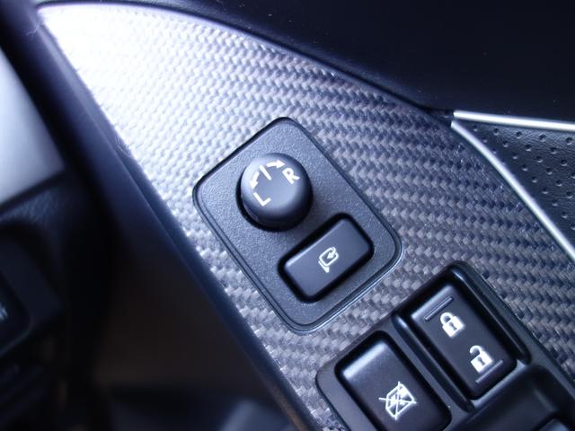 フォレスター S-Limited EyeSight搭載車 ナビ Rカメラ ナビゲーション Rカメラ ETC ドライブレコーダー LEDアクセサリーライナー STIフレキシブルタワーバー ドアバイザー パワーリヤゲート STIリヤアンダースポイラー アイサイトVer.3(47枚目)