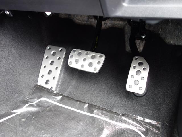 インプレッサスポーツ １．６ｉ－Ｌ　ＥｙｅＳｉｇｈｔ　Ｓ－ｓｔｙｌｅ　ナビ　ＥＴＣ　ナビゲーション　Ｒカメラ　ＥＴＣ　ドライブレコーダー　リモコンエンジンスターター　ＬＥＤアクセサリーライナー　ドアバイザー　サイドカメラ　ナノイー発生装置付きＡＶパネル　アイサイトＶｅｒ．３（43枚目）