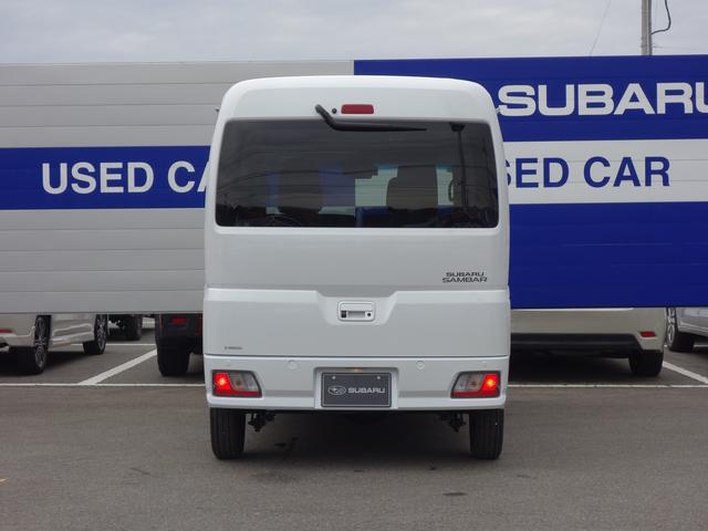 サンバーバン ＶＣ　純正オーディオ　両側電動スライドドア　元弊社デモカー　純正オーディオ　両側パワースライドドア　パートタイム４ＷＤ　障害物センサー　フロントフォグランプ　アイドリングストップ　オートライト　フルフラットカーゴルーム　スマートアシスト　元弊社デモカー（10枚目）