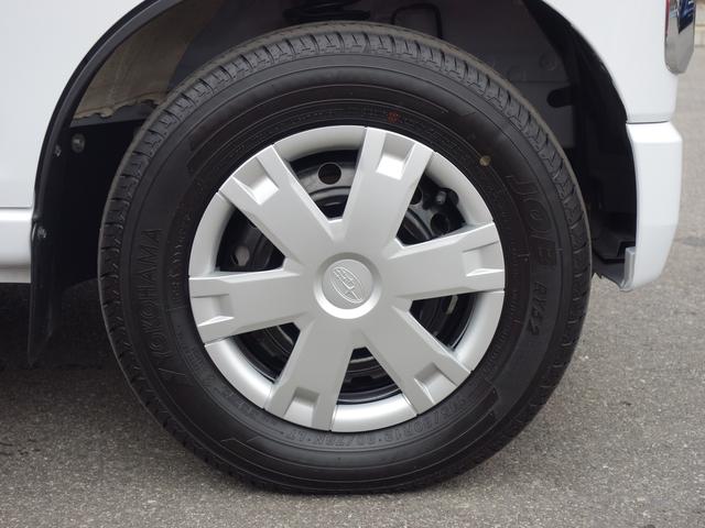 サンバーバン ＶＣ　純正オーディオ　両側電動スライドドア　元弊社デモカー　純正オーディオ　両側パワースライドドア　パートタイム４ＷＤ　障害物センサー　フロントフォグランプ　アイドリングストップ　オートライト　フルフラットカーゴルーム　スマートアシスト　元弊社デモカー（12枚目）