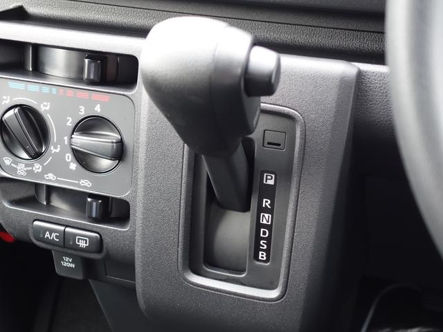 サンバーバン ＶＣ　純正オーディオ　両側電動スライドドア　元弊社デモカー　純正オーディオ　両側パワースライドドア　パートタイム４ＷＤ　障害物センサー　フロントフォグランプ　アイドリングストップ　オートライト　フルフラットカーゴルーム　スマートアシスト　元弊社デモカー（17枚目）