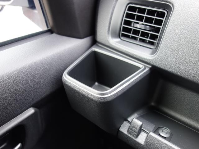 サンバーバン ＶＣ　純正オーディオ　両側電動スライドドア　元弊社デモカー　純正オーディオ　両側パワースライドドア　パートタイム４ＷＤ　障害物センサー　フロントフォグランプ　アイドリングストップ　オートライト　フルフラットカーゴルーム　スマートアシスト　元弊社デモカー（25枚目）