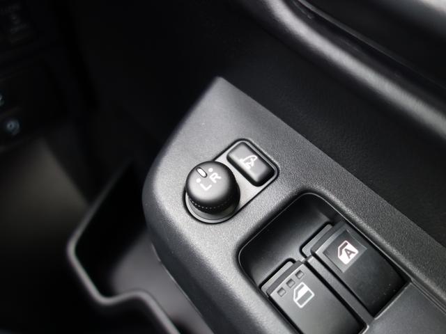 サンバーバン ＶＣ　純正オーディオ　両側電動スライドドア　元弊社デモカー　純正オーディオ　両側パワースライドドア　パートタイム４ＷＤ　障害物センサー　フロントフォグランプ　アイドリングストップ　オートライト　フルフラットカーゴルーム　スマートアシスト　元弊社デモカー（33枚目）