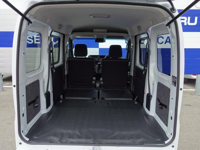 サンバーバン ＶＣ　純正オーディオ　両側電動スライドドア　元弊社デモカー　純正オーディオ　両側パワースライドドア　パートタイム４ＷＤ　障害物センサー　フロントフォグランプ　アイドリングストップ　オートライト　フルフラットカーゴルーム　スマートアシスト　元弊社デモカー（37枚目）