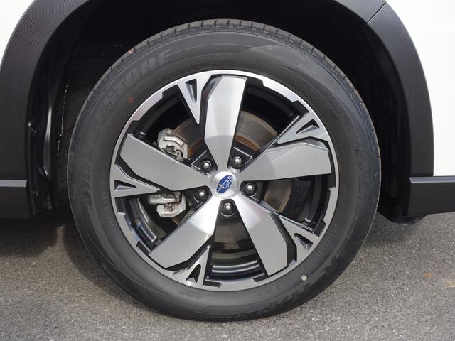 フォレスター Advance EyeSight搭載車 ナビ Rカメラ ナビゲーション Rカメラ ETC ドライブレコーダー リヤエンターテイメント LEDアクセサリーライナー ドアバイザー ドアハンドルプロテクター パワーリヤゲート アイサイトVer.3(12枚目)