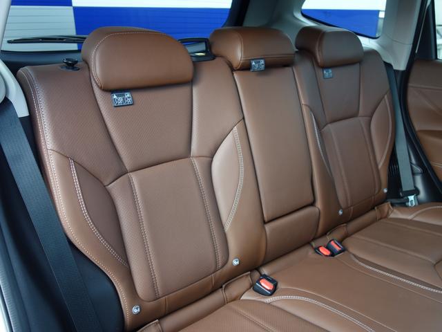 フォレスター Advance EyeSight搭載車 ナビ Rカメラ ナビゲーション Rカメラ ETC ドライブレコーダー リヤエンターテイメント LEDアクセサリーライナー ドアバイザー ドアハンドルプロテクター パワーリヤゲート アイサイトVer.3(14枚目)