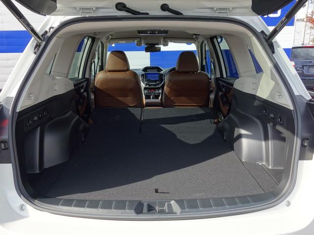 フォレスター Advance EyeSight搭載車 ナビ Rカメラ ナビゲーション Rカメラ ETC ドライブレコーダー リヤエンターテイメント LEDアクセサリーライナー ドアバイザー ドアハンドルプロテクター パワーリヤゲート アイサイトVer.3(63枚目)