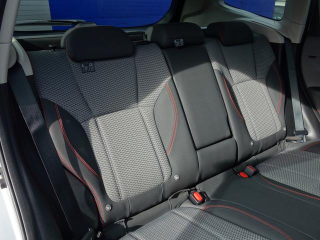 フォレスター X-BREAK EyeSight搭載車 ナビゲーション Rカメラ ETC LEDアクセサリーライナー 障害物センサー フロント&サイドカメラ ドアバイザー ルーフレール パワーリヤゲート シートヒーター アイサイトVer.3(14枚目)