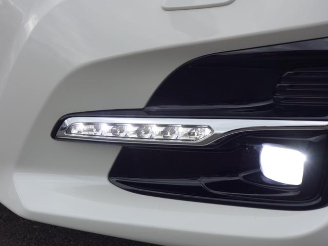 レヴォーグ １．６ＧＴ－Ｓ　ＥｙｅＳｉｇｈｔ　ナビ　Ｒカメラ　ＥＴＣ　ナビゲーション　Ｒカメラ　ＥＴＣ　ＬＥＤアクセサリーライナー　フロント＆リヤフォグランプ　フロント＆サイドカメラ　ドアバイザー　ＳＴＩドアハンドルプロテクター　シートヒーター　アイサイトＶｅｒ．３（69枚目）