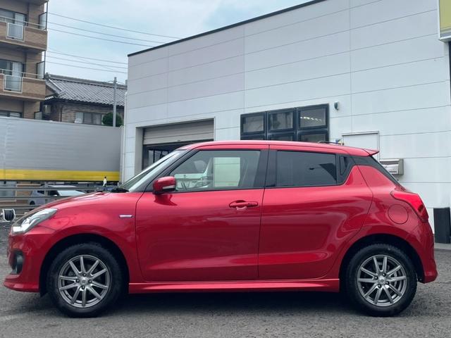 スイフト ハイブリッドＲＳ　４ＷＤ　アイドリングストップ　シートヒーター　レーンキープ　ＬＥＤヘッドライト　Ｂカメラ　衝突軽減Ｂ　ＡＣＣ　オートライト　フォグランプ　フルセグナビ　ＥＴＣ　Ｂｌｕｅｔｏｏｔｈ　１６インチ純正ＡＷ（8枚目）