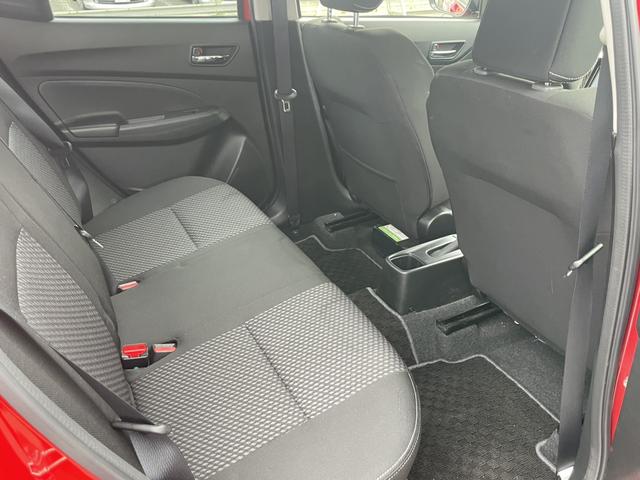 スイフト ハイブリッドＲＳ　４ＷＤ　アイドリングストップ　シートヒーター　レーンキープ　ＬＥＤヘッドライト　Ｂカメラ　衝突軽減Ｂ　ＡＣＣ　オートライト　フォグランプ　フルセグナビ　ＥＴＣ　Ｂｌｕｅｔｏｏｔｈ　１６インチ純正ＡＷ（52枚目）