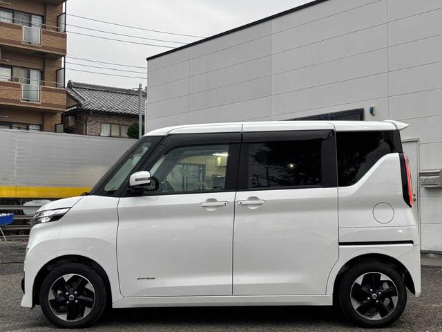ルークス ハイウェイスター　Ｘ　４ＷＤ　１オーナー　純正フルセグナビ　左側電動スライドドア　全方位カメラ　ＬＥＤライト　シートヒーター　フォグランプ　オートライト　後席エアコン　アイドリングストップ　前後ドラレコ　純正ＡＷ（8枚目）