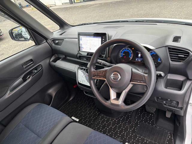 ルークス ハイウェイスター　Ｘ　４ＷＤ　１オーナー　純正フルセグナビ　左側電動スライドドア　全方位カメラ　ＬＥＤライト　シートヒーター　フォグランプ　オートライト　後席エアコン　アイドリングストップ　前後ドラレコ　純正ＡＷ（9枚目）
