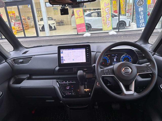 ルークス ハイウェイスター　Ｘ　４ＷＤ　１オーナー　純正フルセグナビ　左側電動スライドドア　全方位カメラ　ＬＥＤライト　シートヒーター　フォグランプ　オートライト　後席エアコン　アイドリングストップ　前後ドラレコ　純正ＡＷ（12枚目）