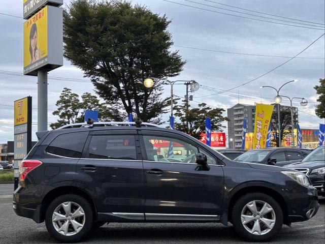 フォレスター ２．０ｉ－Ｌ　アイサイト　４ＷＤ　１オーナー　純正フルセグナビ　Ｂカメラ　シートヒーター　ルーフキャリア　ＨＩＤ　ＡＣＣ　アイドリングストップ　オートライト　フォグランプ　オートエアコン　ドラレコ　純　正１７インチＡＷ（4枚目）