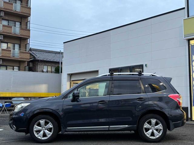 フォレスター ２．０ｉ－Ｌ　アイサイト　４ＷＤ　１オーナー　純正フルセグナビ　Ｂカメラ　シートヒーター　ルーフキャリア　ＨＩＤ　ＡＣＣ　アイドリングストップ　オートライト　フォグランプ　オートエアコン　ドラレコ　純　正１７インチＡＷ（8枚目）