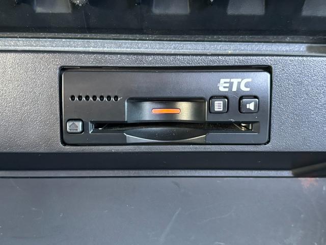 ソリオ 　１オーナー　フルセグナビ　左側電動スライドドア　バックカメラ　アイドリングストップ　ＨＩＤヘッドライト　オートマチックハイビーム　衝突軽減ブレーキ　レーンキープ　ＥＴＣ　純正１５インチＡＷ（17枚目）