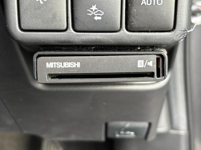 アクア Ｘ－アーバン　社外マフラー　フルセグナビ　シートヒーター　ＨＩＤヘッドライト　バックカメラ　オートマチックハイビーム　フロントフォグランプ　衝突軽減ブレーキ　レーンキープ　ＥＴＣ　純正１６インチＡＷ（17枚目）