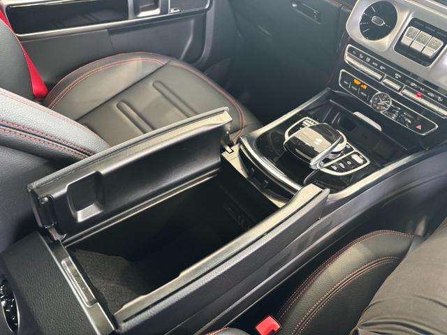 Ｇクラス Ｇ３５０ｄ　ＡＭＧライン　４ＷＤ　ラグジュアリーＰＫＧ　サンルーフ　アダプティブダンピング　黒レザー　純正ナビ　全方位カメラ　ＡＣＣ　レーンキープ　衝突軽減Ｂ　Ｂカメラ　パドルシフト　社外カスタム　社外２４ＡＷ　ＥＴＣ（28枚目）