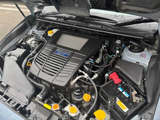 レヴォーグ ２．０ＧＴアイサイト　１オーナー　４ＷＤ　パドルシフト　フルセグナビ　バックカメラ　ＡＣＣ　ＬＥＤライト　Ｆフォグランプ　オートライト　レーンキープ　衝突軽減Ｂ　Ｂｌｕｅｔｏｏｔｈ　ＣＤ　ＥＴＣ　純正１８インチＡＷ（19枚目）
