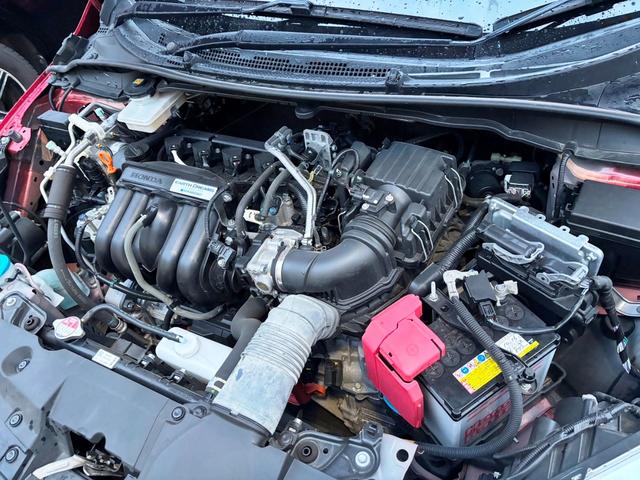 機関良好です！エンジンルームも綺麗にクリーニング済みです！