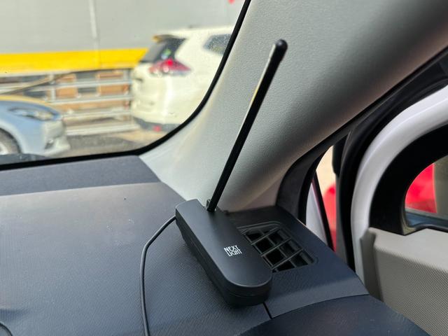 アクア Ｓ　フルセグナビ　バックカメラ　オートライト　オートエアコン　ドアバイザー　スマートキー　パワステ　ＣＤ　ＤＶＤ　Ｂｌｕｅｔｏｏｔｈ　ドライブレコーダー　ＥＴＣ　１５インチホイール（29枚目）
