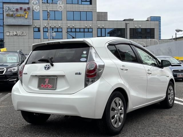 アクア Ｓ　フルセグナビ　バックカメラ　オートライト　オートエアコン　ドアバイザー　スマートキー　パワステ　ＣＤ　ＤＶＤ　Ｂｌｕｅｔｏｏｔｈ　ドライブレコーダー　ＥＴＣ　１５インチホイール（46枚目）