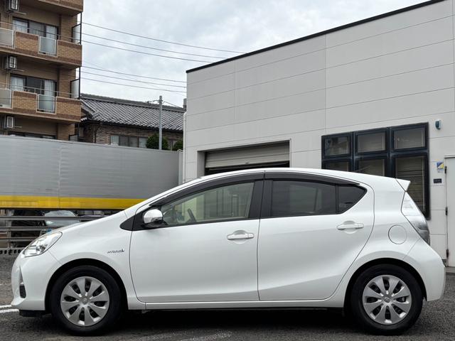 アクア Ｓ　フルセグナビ　バックカメラ　オートライト　オートエアコン　ドアバイザー　スマートキー　パワステ　ＣＤ　ＤＶＤ　Ｂｌｕｅｔｏｏｔｈ　ドライブレコーダー　ＥＴＣ　１５インチホイール（49枚目）