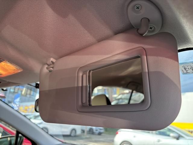 アクア Ｓ　フルセグナビ　バックカメラ　オートライト　オートエアコン　ドアバイザー　スマートキー　パワステ　ＣＤ　ＤＶＤ　Ｂｌｕｅｔｏｏｔｈ　ドライブレコーダー　ＥＴＣ　１５インチホイール（65枚目）