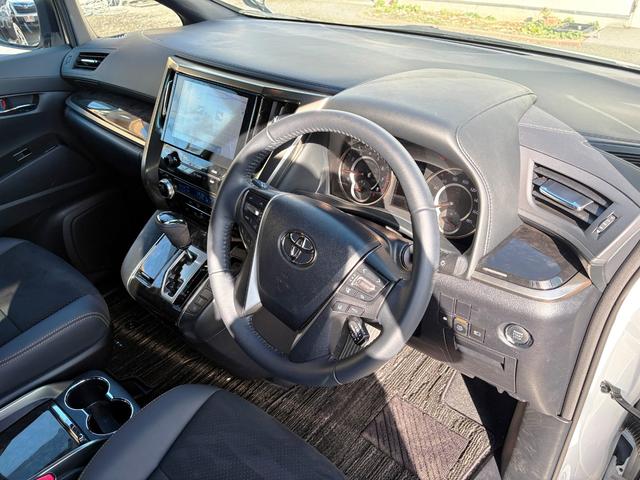 TOYOTA ALPHARD 2.5S TYPE GOLD III