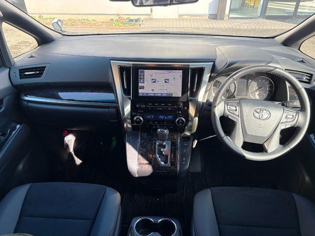 TOYOTA ALPHARD 2.5S TYPE GOLD III