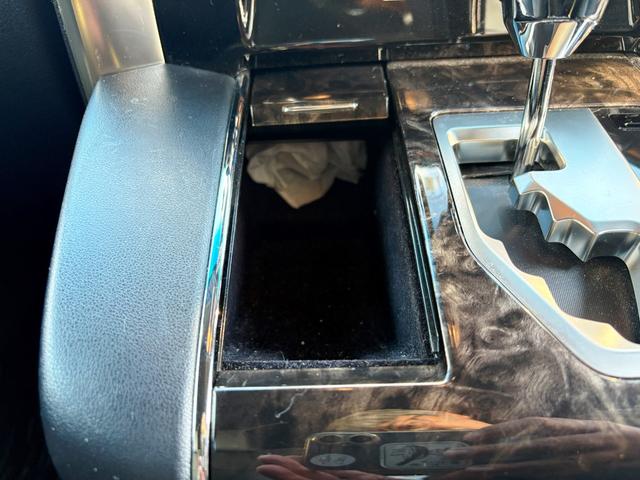 TOYOTA ALPHARD 2.5S TYPE GOLD III