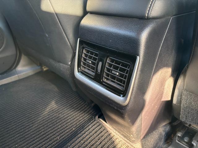 当店への最寄り駅は地下鉄東西線、六丁の目駅です。電車でお越しの際は駅までお迎えに上がらせて頂きます。