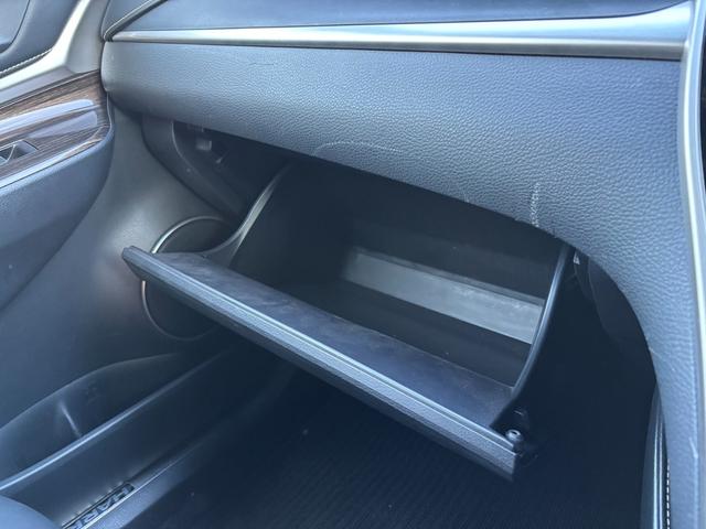 第三者の鑑定士が３４４項目の厳しくチェック！鑑定済みの車両には「鑑定書」を発行することも可能です。