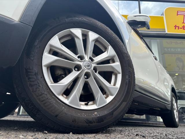 エクストレイル ２０Ｘ　エマージェンシーブレーキパッケージ　１オーナー　４ＷＤ　純正フルセグナビ　シートヒーター　バックカメラ　オートライト　クリアランスソナー　ダウンヒルアシスト　アイドリングストップ　Ｂｌｕｅｔｏｏｔｈ　ＣＤ　ドラレコ　ＥＴＣ　純正１７ＡＷ（20枚目）