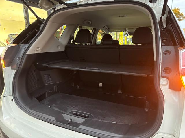 エクストレイル ２０Ｘ　エマージェンシーブレーキパッケージ　１オーナー　４ＷＤ　純正フルセグナビ　シートヒーター　バックカメラ　オートライト　クリアランスソナー　ダウンヒルアシスト　アイドリングストップ　Ｂｌｕｅｔｏｏｔｈ　ＣＤ　ドラレコ　ＥＴＣ　純正１７ＡＷ（30枚目）