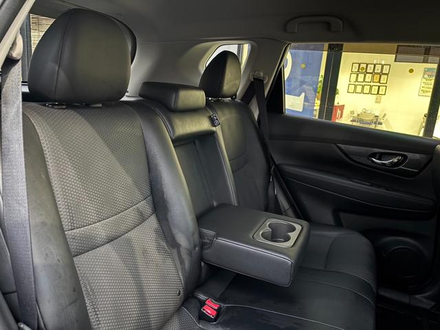 エクストレイル ２０Ｘ　エマージェンシーブレーキパッケージ　１オーナー　４ＷＤ　純正フルセグナビ　シートヒーター　バックカメラ　オートライト　クリアランスソナー　ダウンヒルアシスト　アイドリングストップ　Ｂｌｕｅｔｏｏｔｈ　ＣＤ　ドラレコ　ＥＴＣ　純正１７ＡＷ（70枚目）